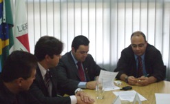 Vladimir assina convênio com a Polícia Federal convenio pf
